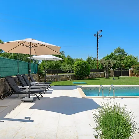 别墅 My Ida With Pool In Visnjan, Istria