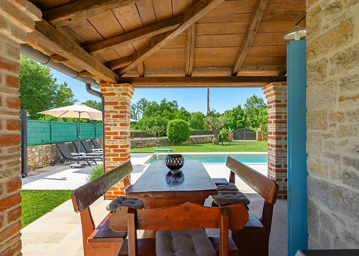 My Ida With Pool In Visnjan, Istria * Stuti