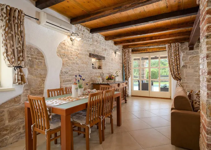 Villa My Ida With Pool In Visnjan, Istria