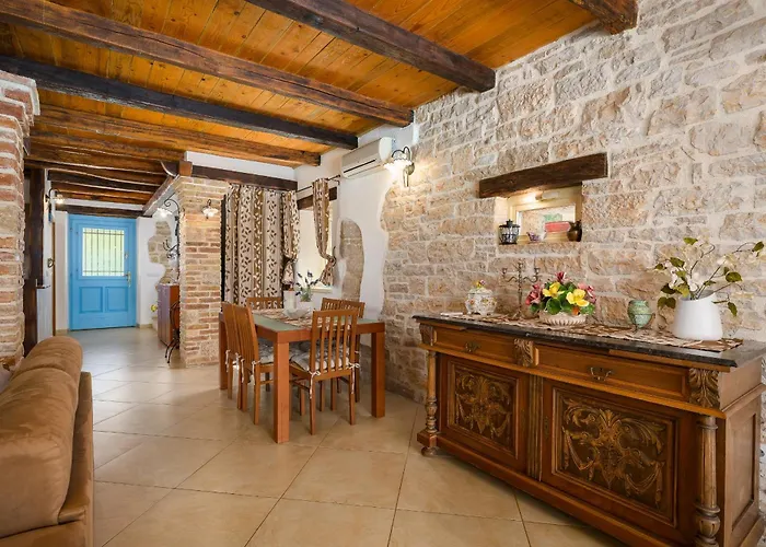 My Ida With Pool In Visnjan, Istria *