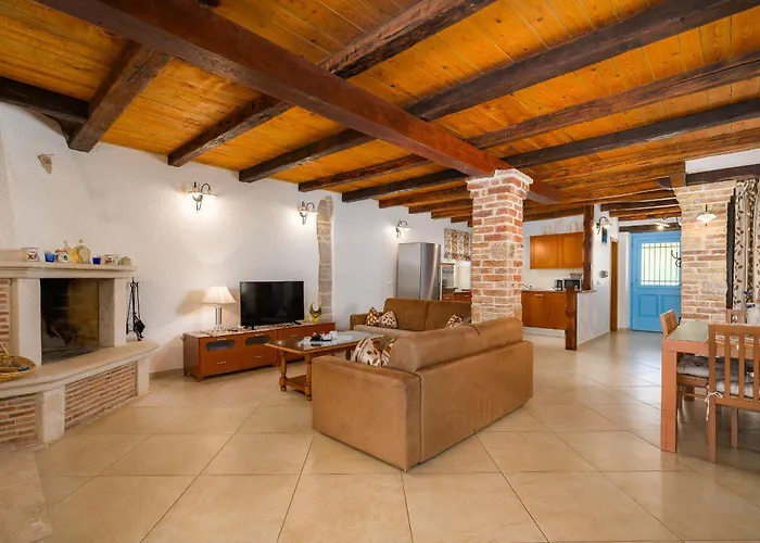 Villa My Ida With Pool In Visnjan, Istria Stuti